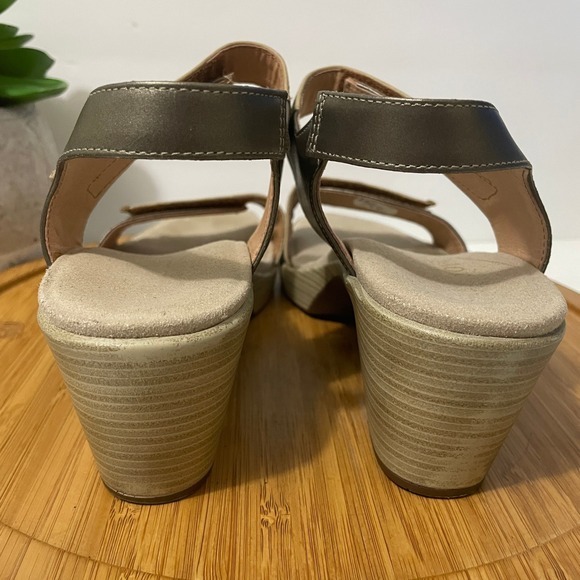 NAOT Intact Bronze Leather Sandal Women's 11 Metallic Strappy Coastal Block Heel - Picture 6 of 10